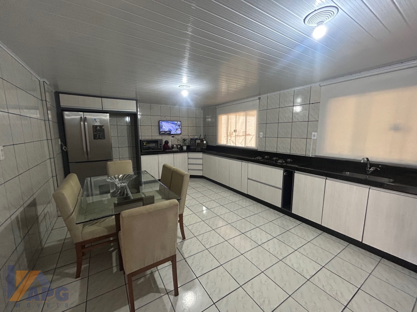 Casa com excelente localização em Gaspar - SC, bairro 7 de Setembro. — foto 3