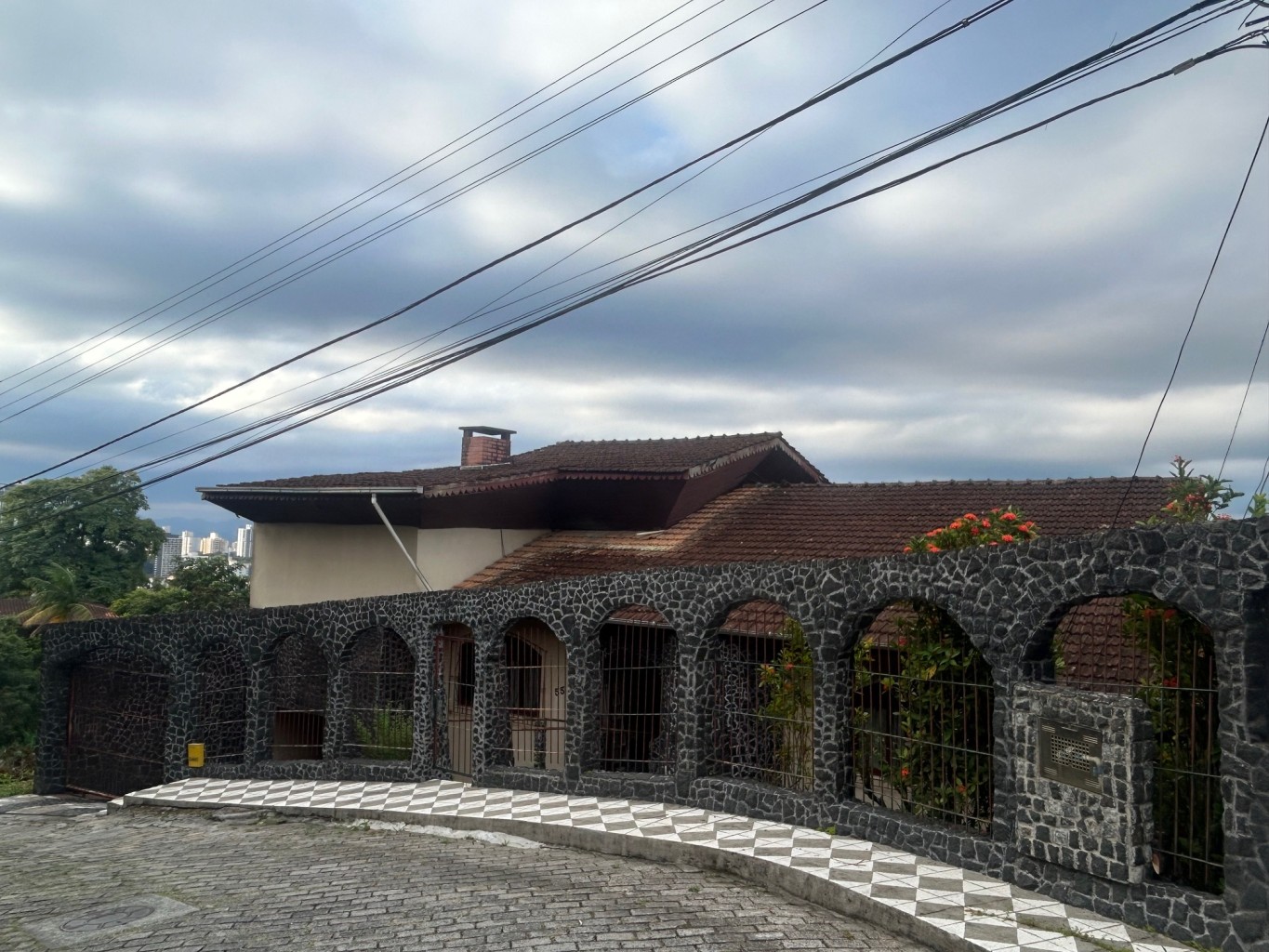 Ampla residência com a vista mais linda de Blumenau. — foto 4