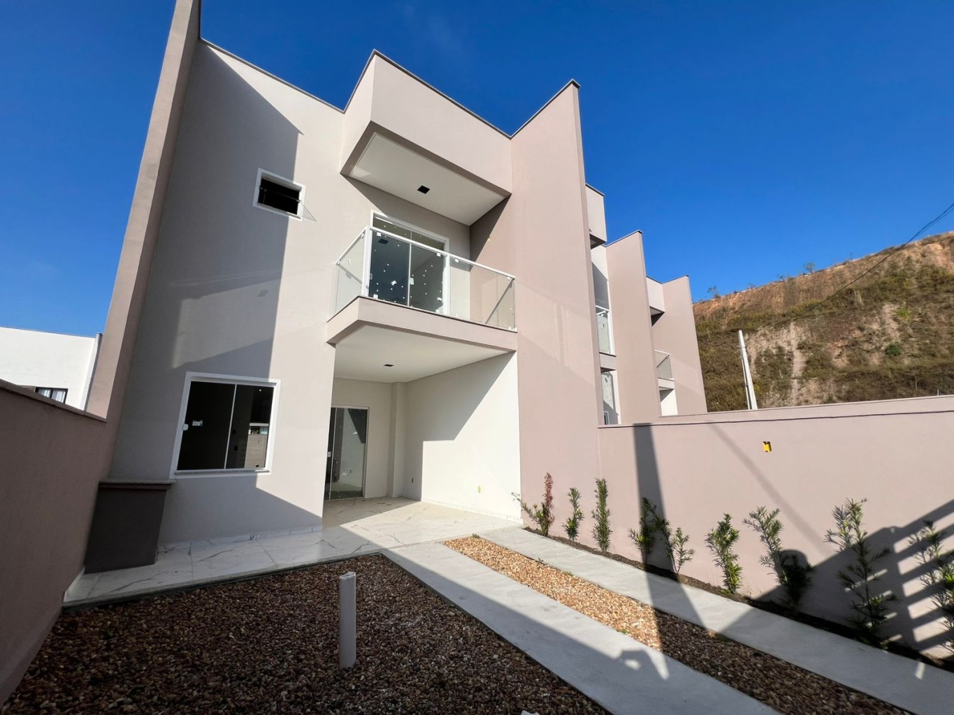 4 Sobrados à venda -Gaspar-Mirim -1 Suite -Vaga Garagem - foto 1