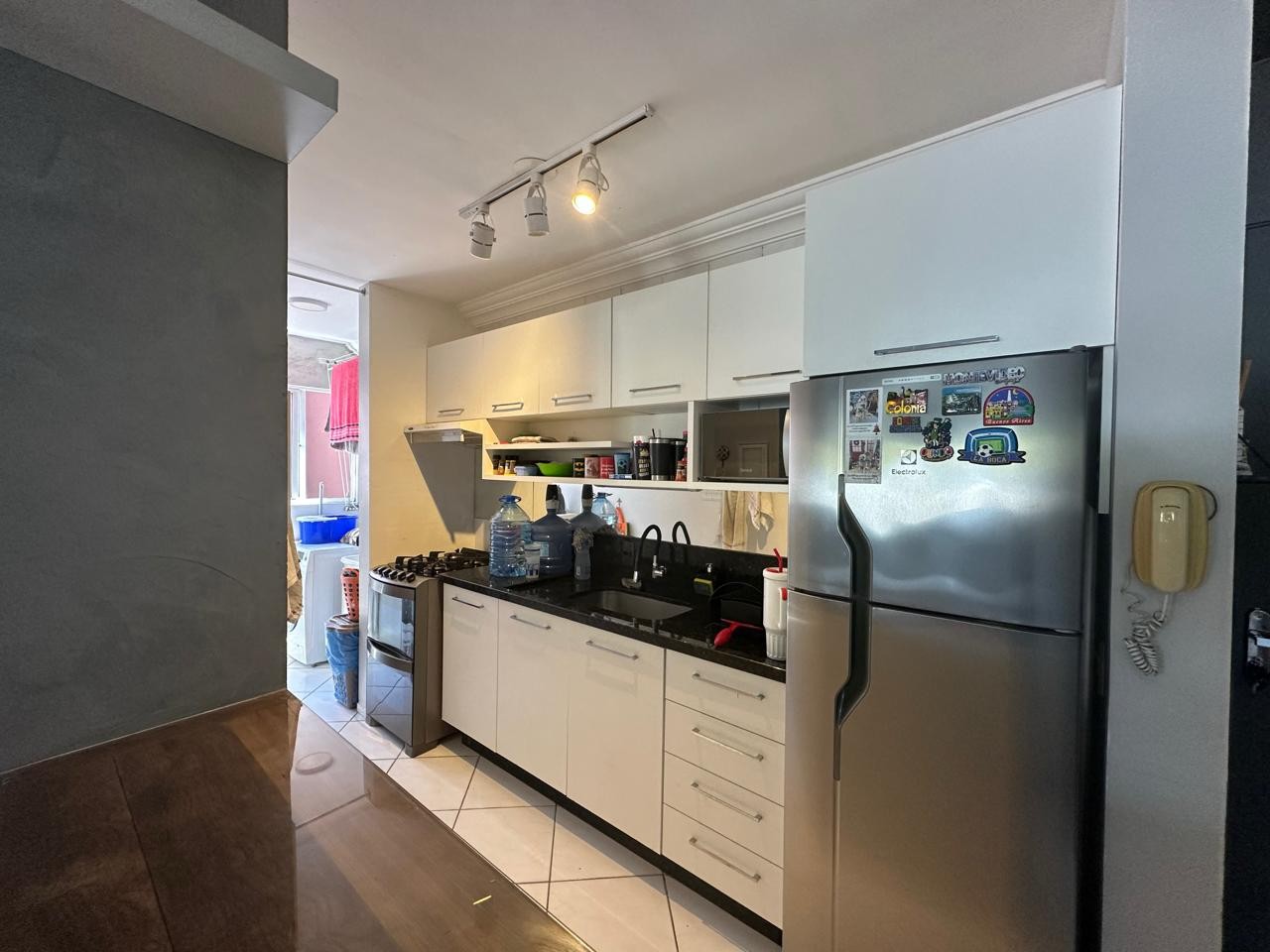 Apartamento - 2 dormitórios - 1 vaga - foto 1