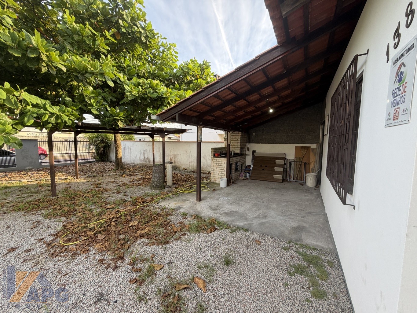 Casa com dois dormitórios no bairro Coloninha. — foto 4