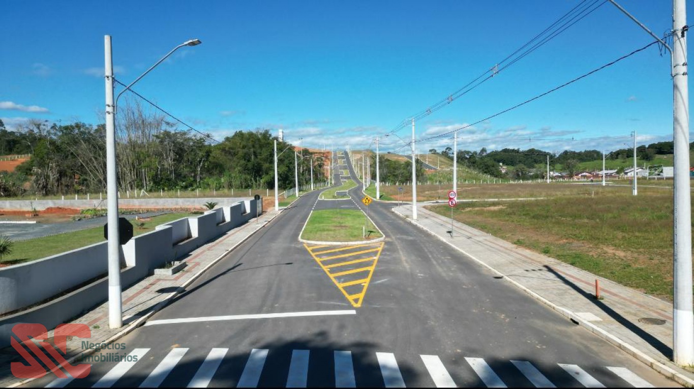 Terreno de esquina loteamento Parque Arapongas - foto 1