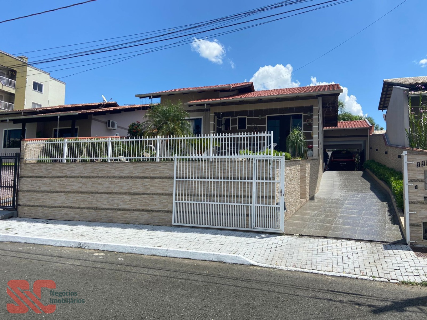 Casa no bairro Carijós - foto 1