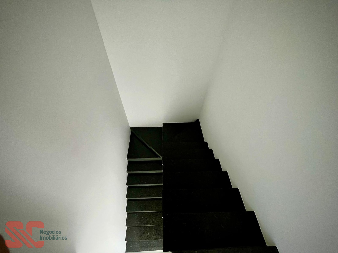 Sobrado no bairro Benedito — foto 5