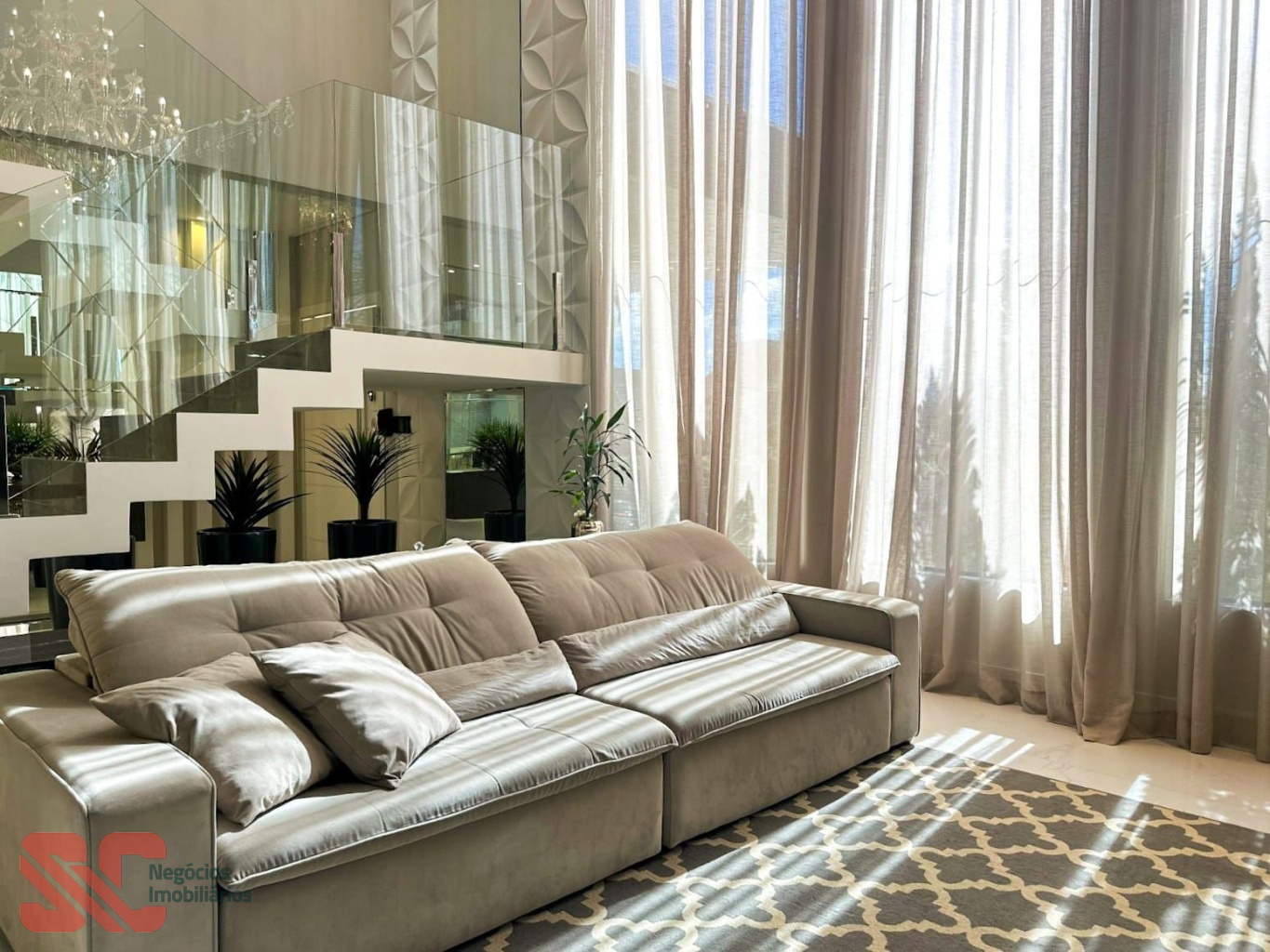 Residência de alto padrão no bairro Rio Morto — foto 3