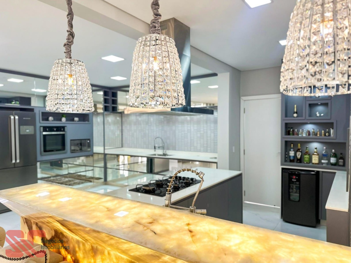 Residência de alto padrão no bairro Rio Morto — foto 6