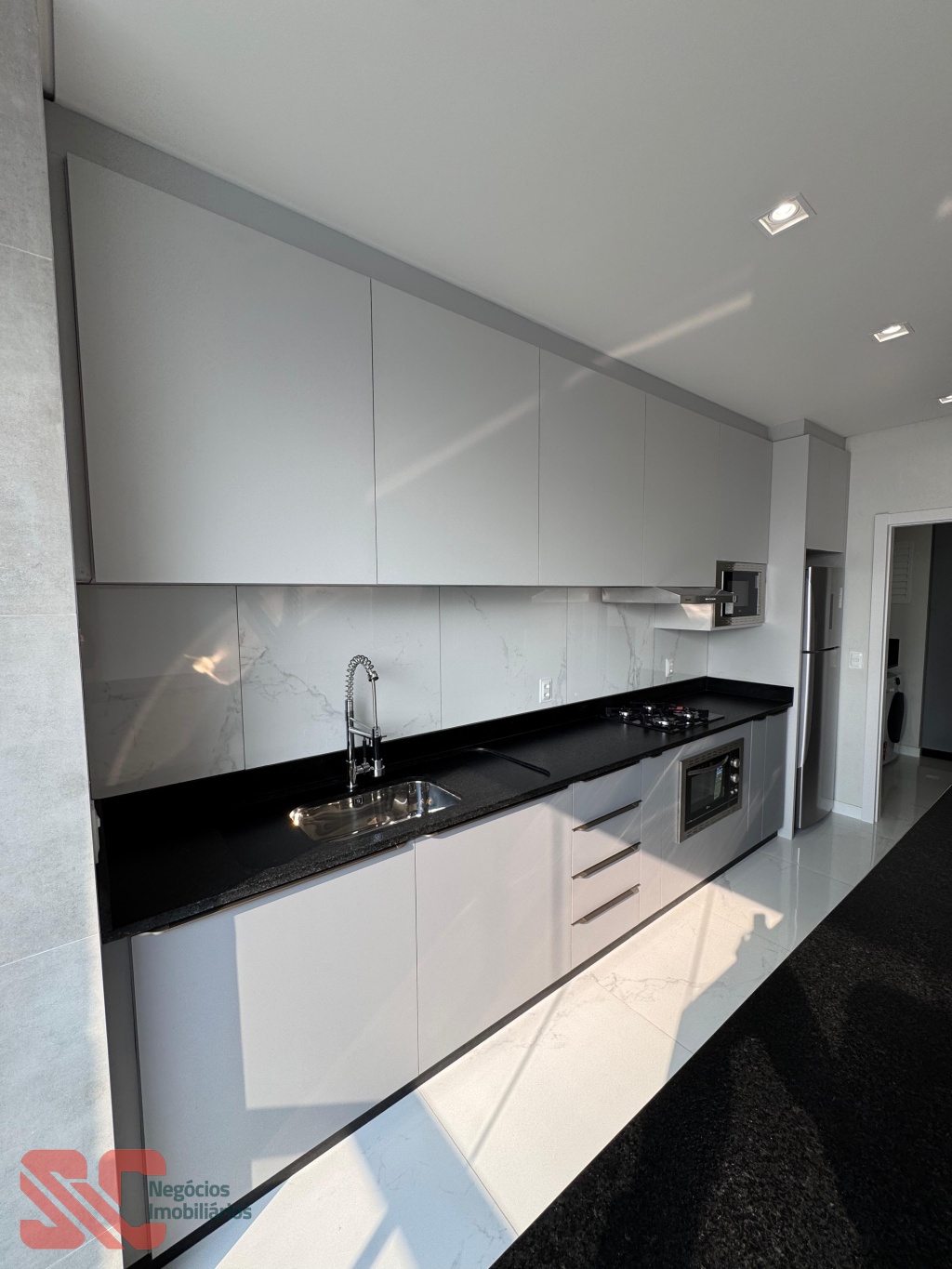 Apartamento com vista para o mar em Perequê — foto 4