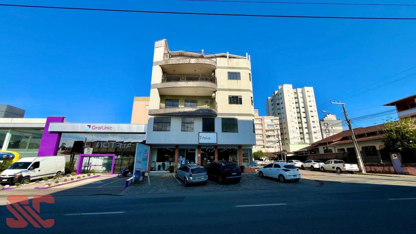 Apartamento no Bairro Nações - foto 1