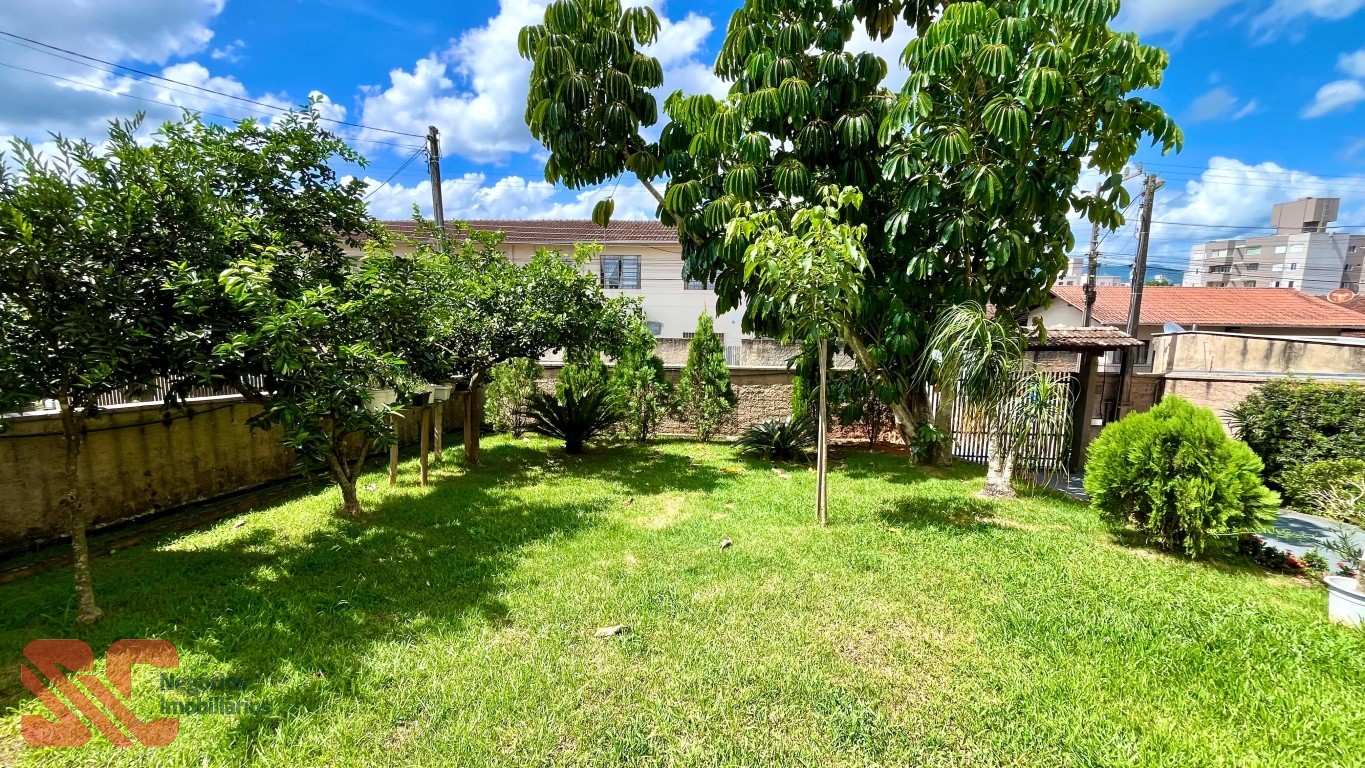 Casa com piscina no Carijós — foto 5