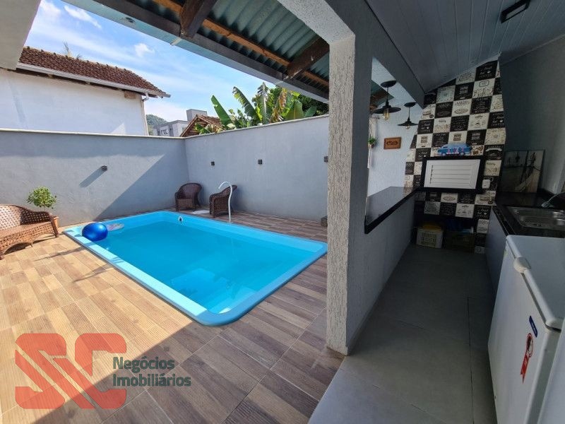 casa 03 quartos, 02 suíte, piscina, área de festas, 04 vagas de garagem, casa mobiliada - foto 1