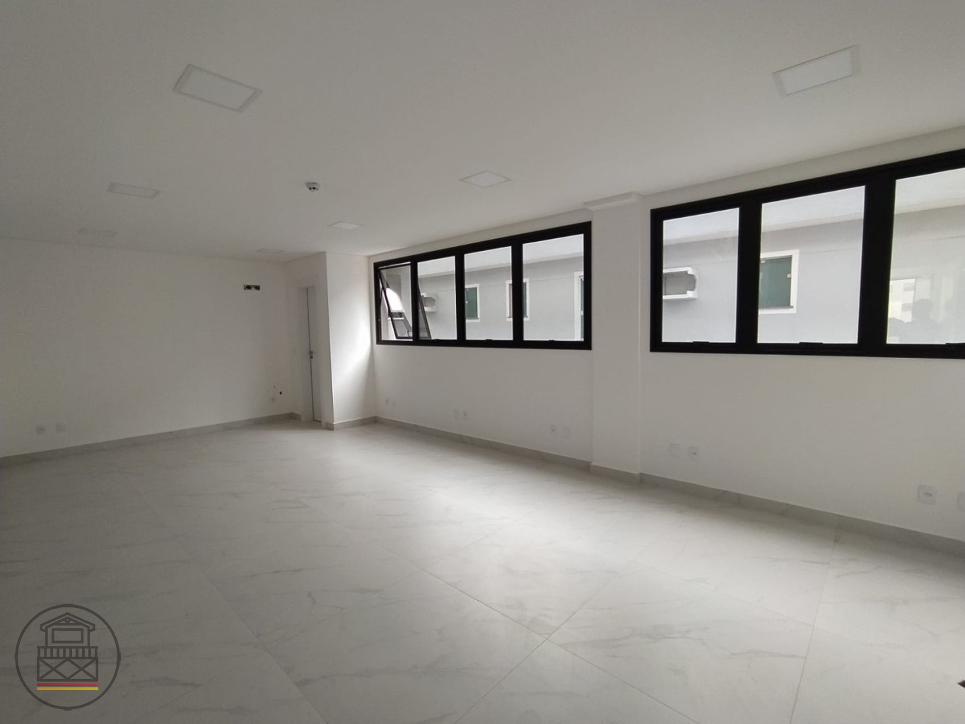 Sala Comercial no Edifício Empresarial Rei Salomão - Bairro Velha — foto 4