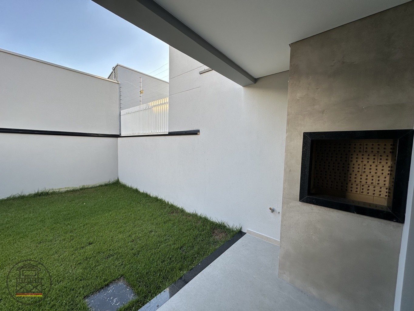 Se você busca um sobrado moderno, bem planejado e pronto para receber a sua família com conforto e praticidade, esta é a oportunidade ideal! — foto 5