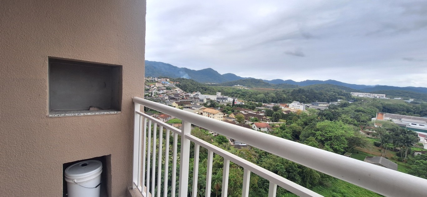 Apartamento Semi mobiliado no bairro Itoupava Central! - foto 1