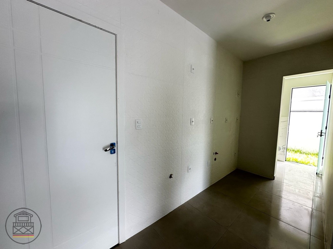 Apartamento com espaço externo e entrada individual. — foto 3