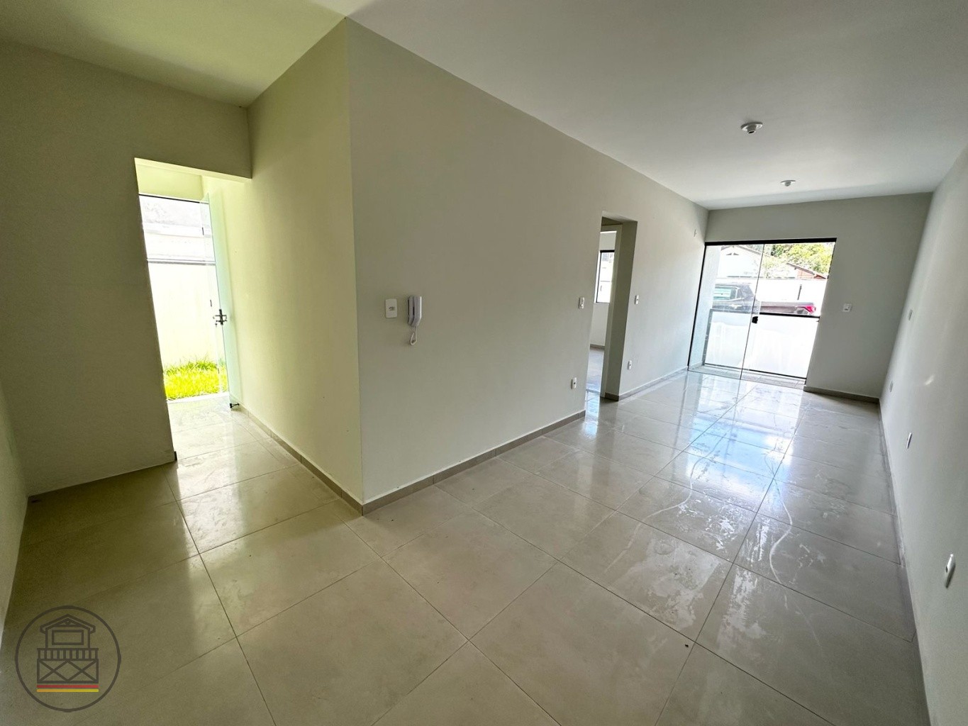 Apartamento com espaço externo e entrada individual. — foto 5