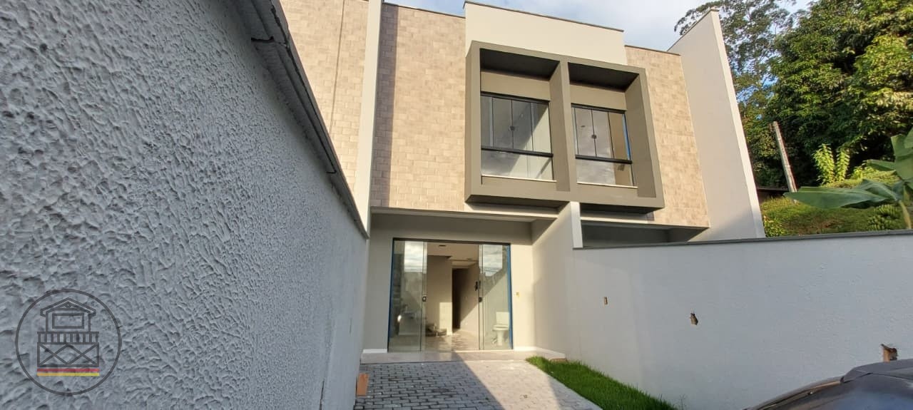 Oportunidade Única! Casa em Localização Privilegiada - Itoupavazinha! — foto 2