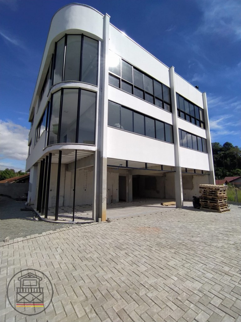Empreendimento Comercial de Alto Padrão em Fase de Construção, em rua de grande circulação. — foto 2