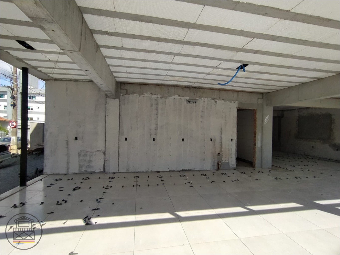 Empreendimento Comercial de Alto Padrão em Fase de Construção, em rua de grande circulação. — foto 7