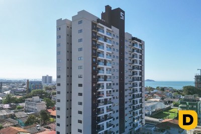 Apartamento no bairro Armação