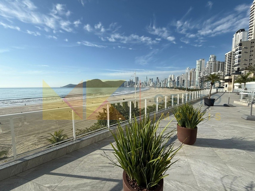 Apartamento a venda frente mar em Balneário Camboriú - foto 1