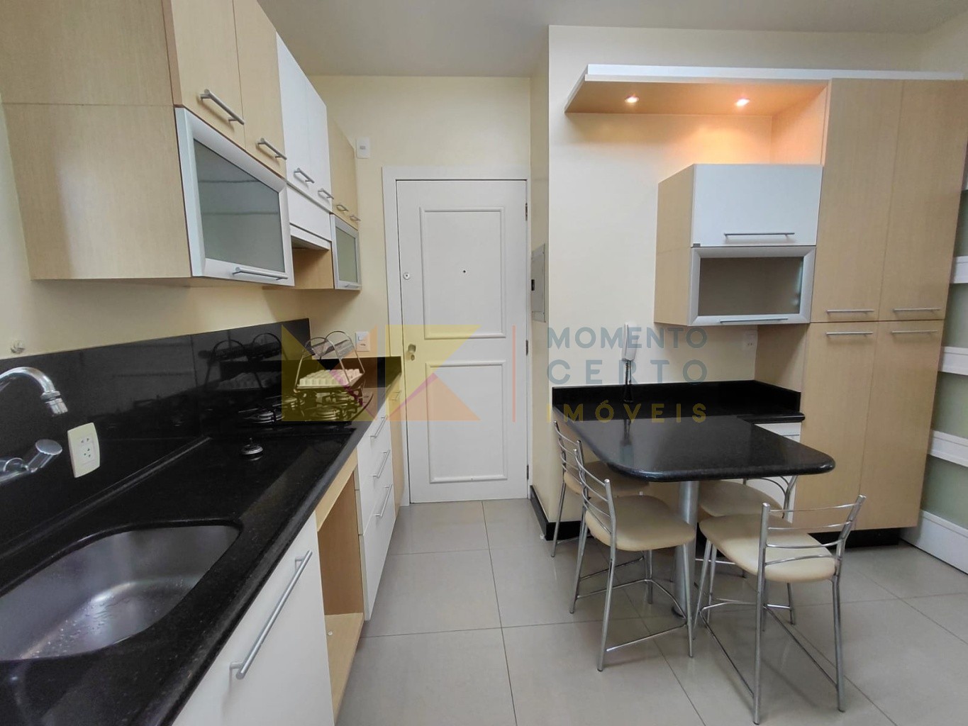 Apto semi mobiliado para locação no Bairro Victor Konder — foto 6