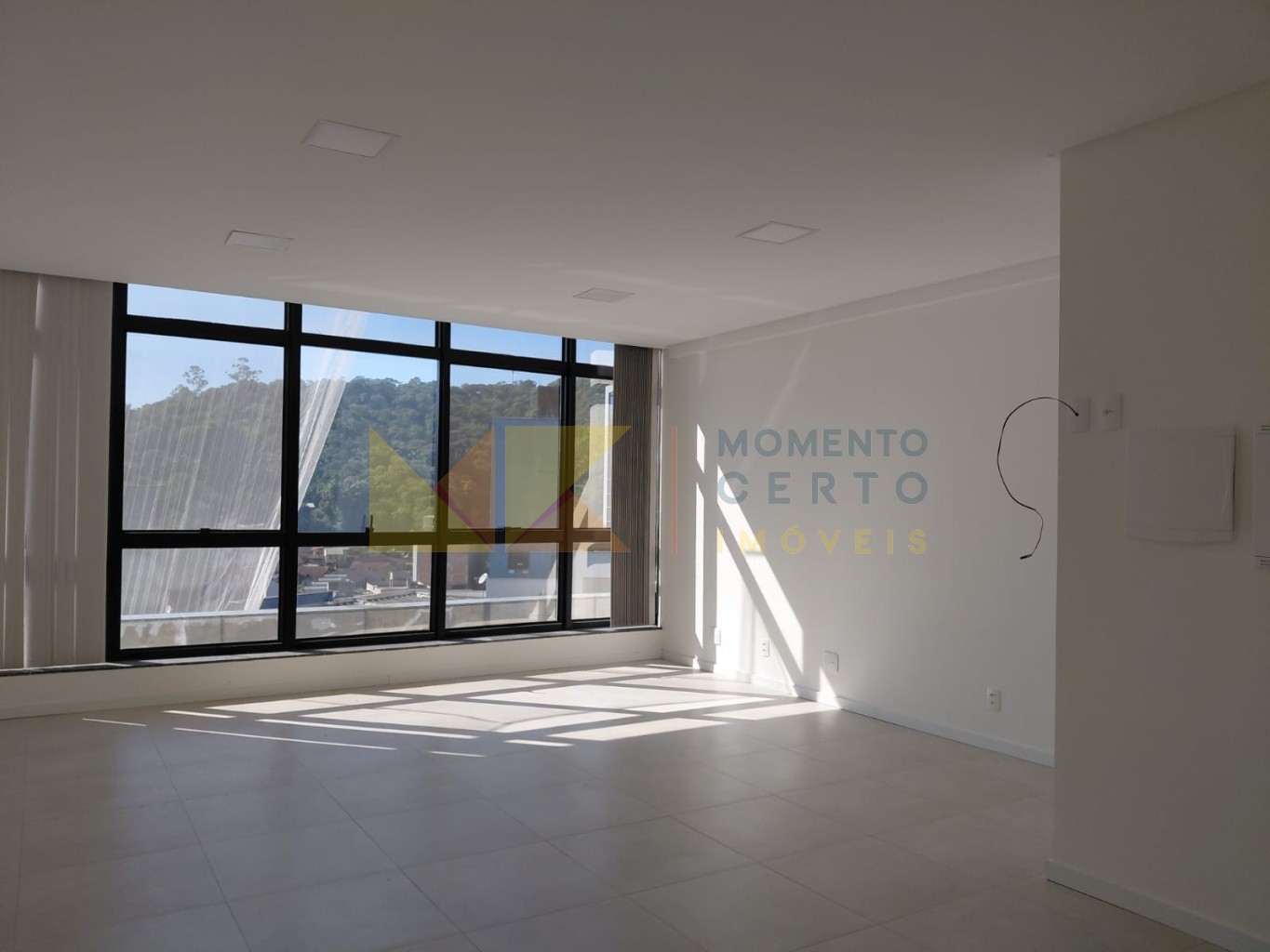 Sala Comercial para Locação no Centro de Blumenau — foto 2