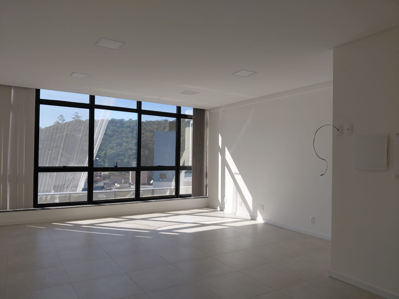 Sala Comercial para Locação no Centro de Blumenau — foto 3