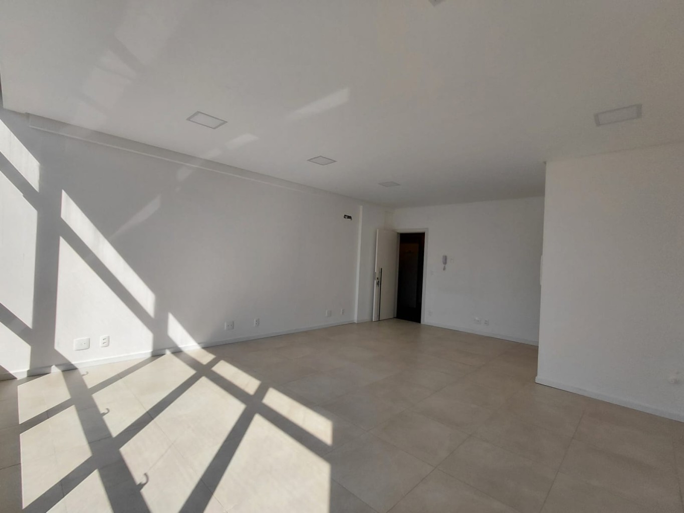 Sala Comercial para Locação no Centro de Blumenau — foto 7