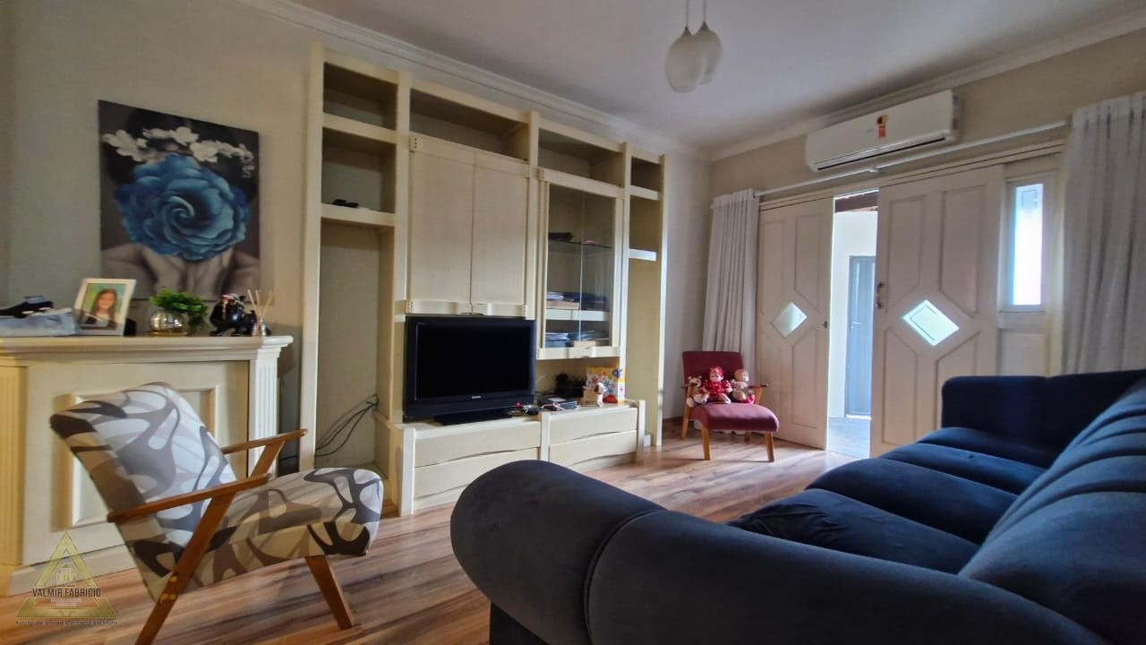 Seu novo lar espera por você no coração do Água Verde! — foto 4