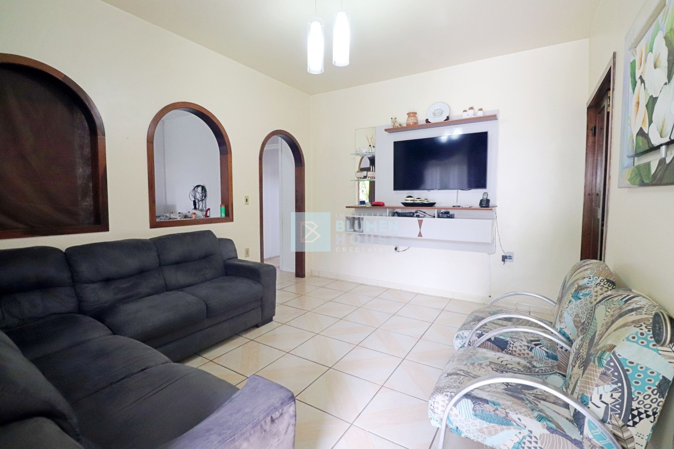 Casa térrea com amplo espaço de terreno! — foto 4
