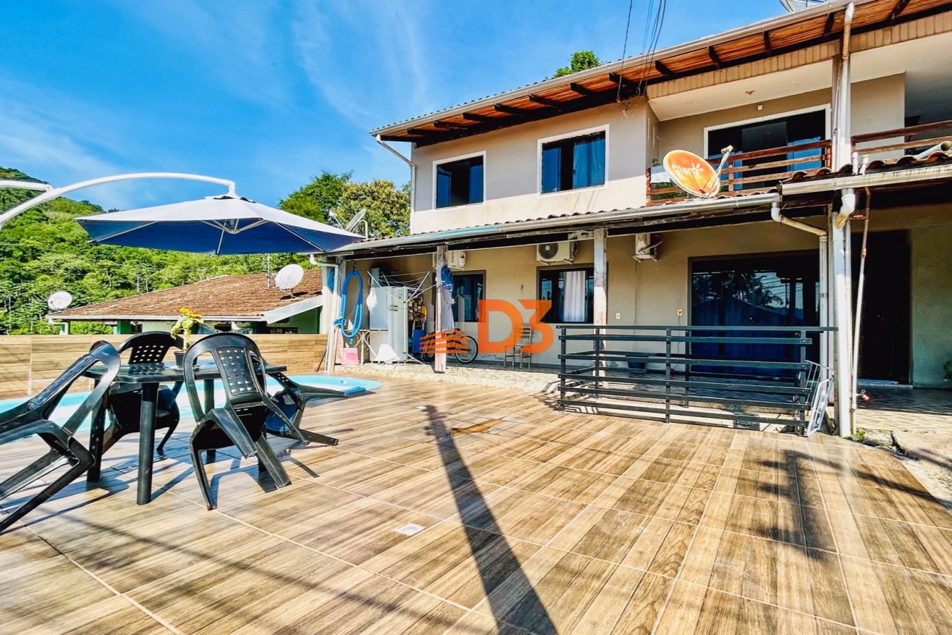 Casa com piscina no bairro Fidélis - foto 1