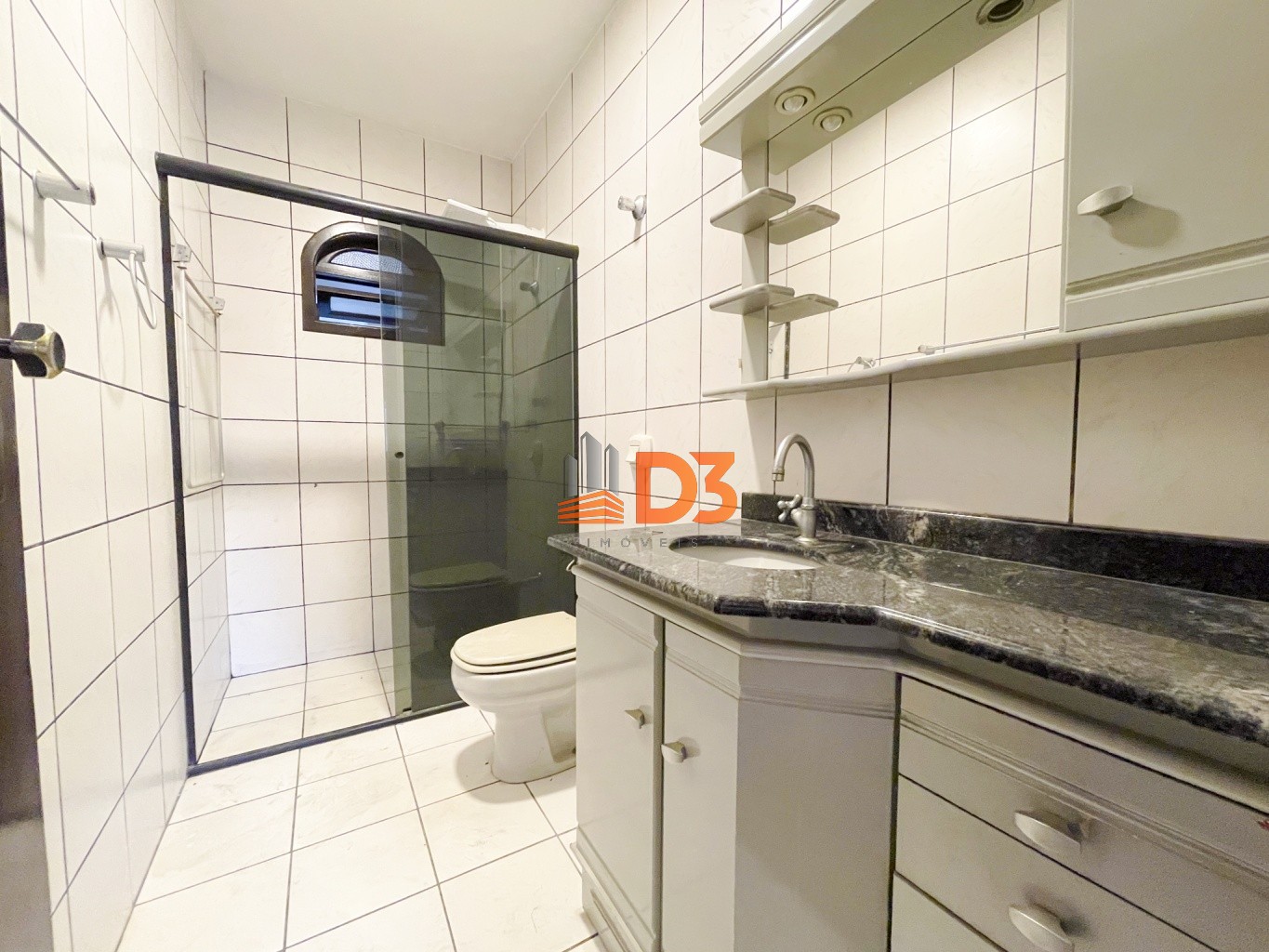 Casa 3 quartos, sendo 1 suíte, com piscina e no início do Garcia — foto 6