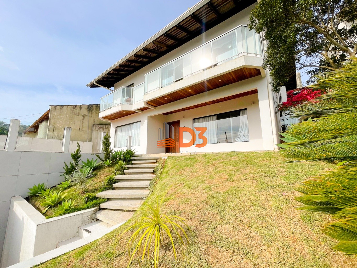 Casa de Alto Padrão em rua sem saída - Bairro Salto - foto 1