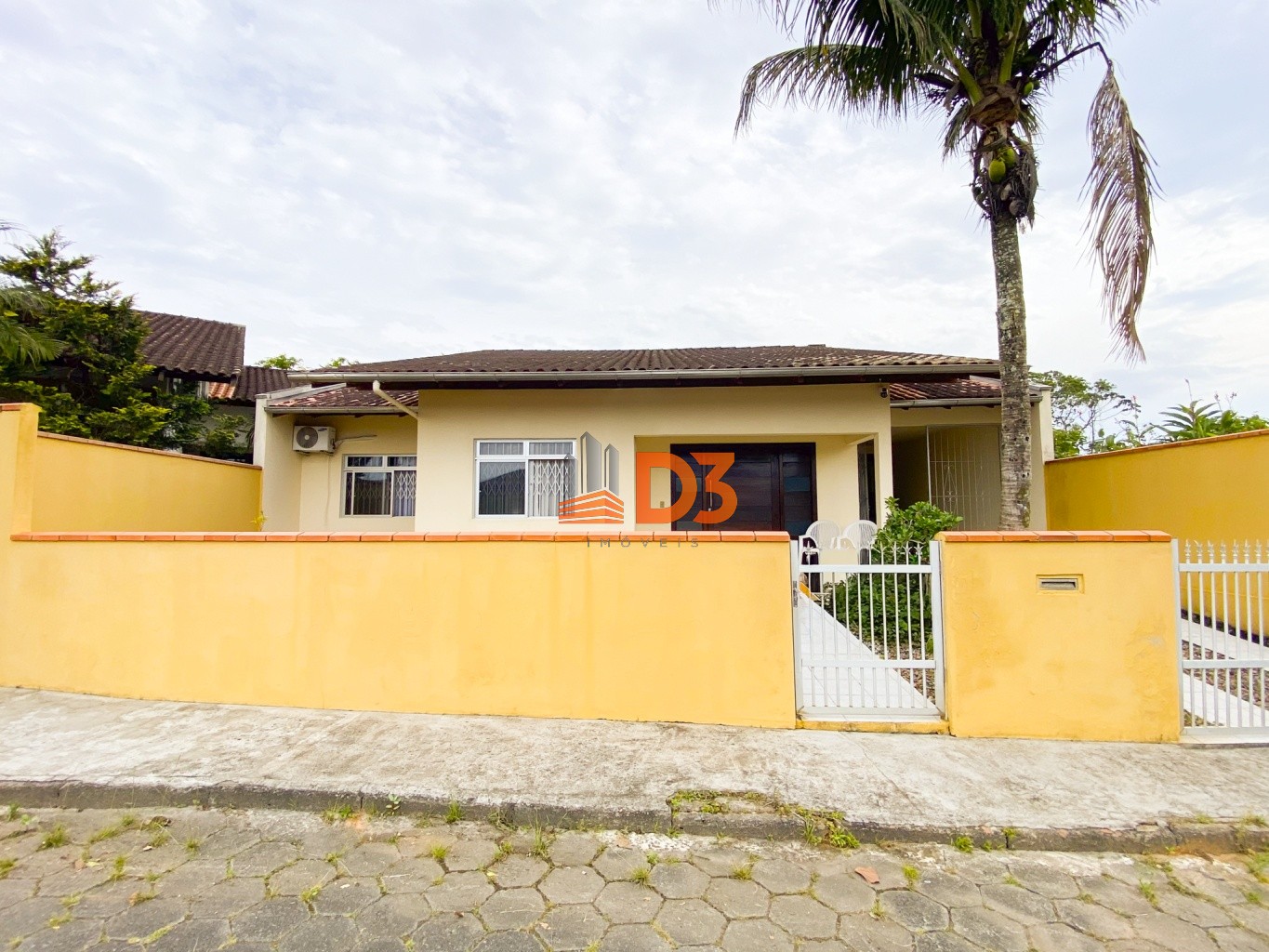Casa Completa com Edícula no Bairro Fortaleza, Blumenau - Locação - foto 1