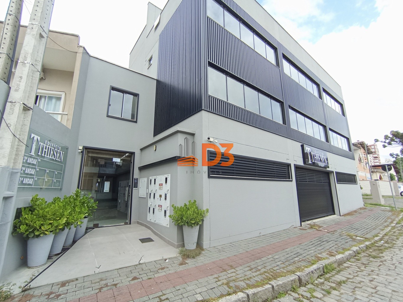 Excelente Prédio comercial novo para Alugar no Garcia - foto 1
