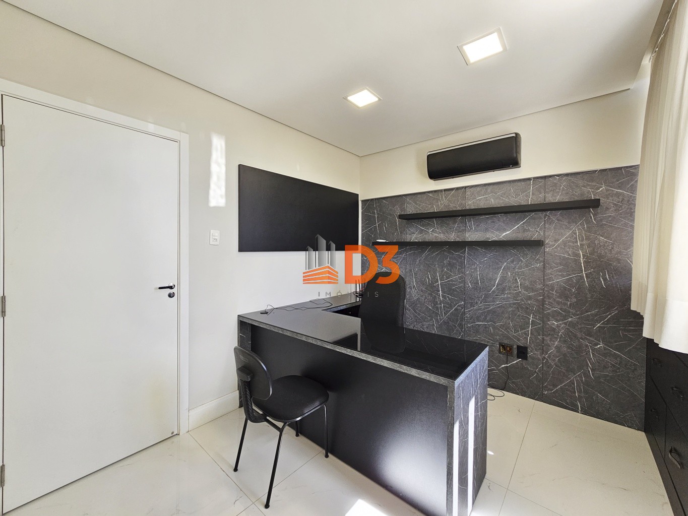Sala comercial para locação no Centro de Blumenau — foto 2