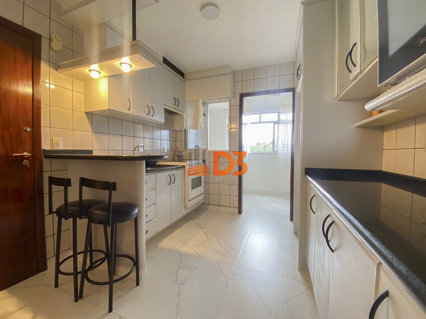 Amplo Apartamento com 4 Quartos | 136 m | Itoupava Norte — foto 2