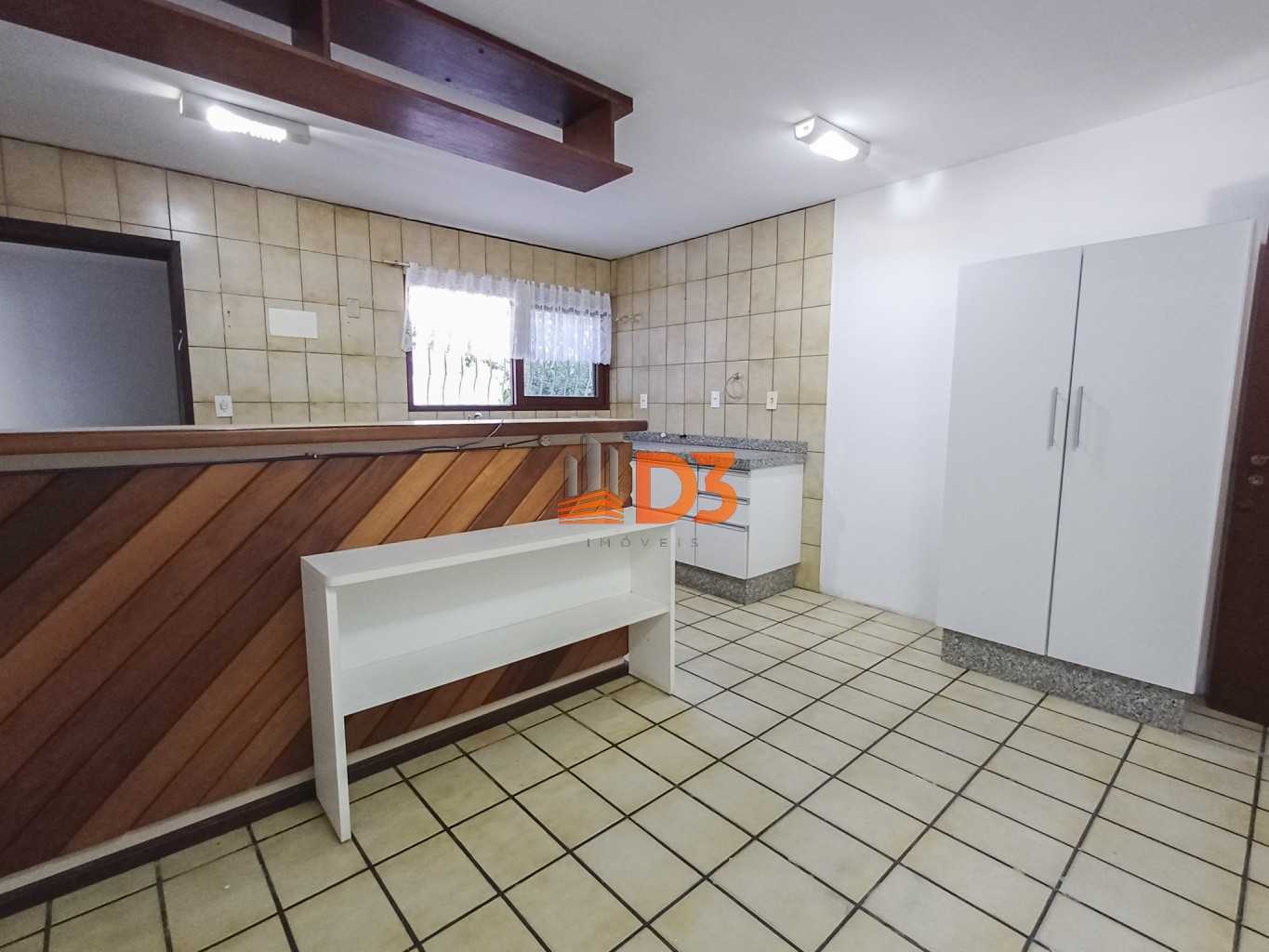 Casa de dois andares e piscina no início do Garcia — foto 4
