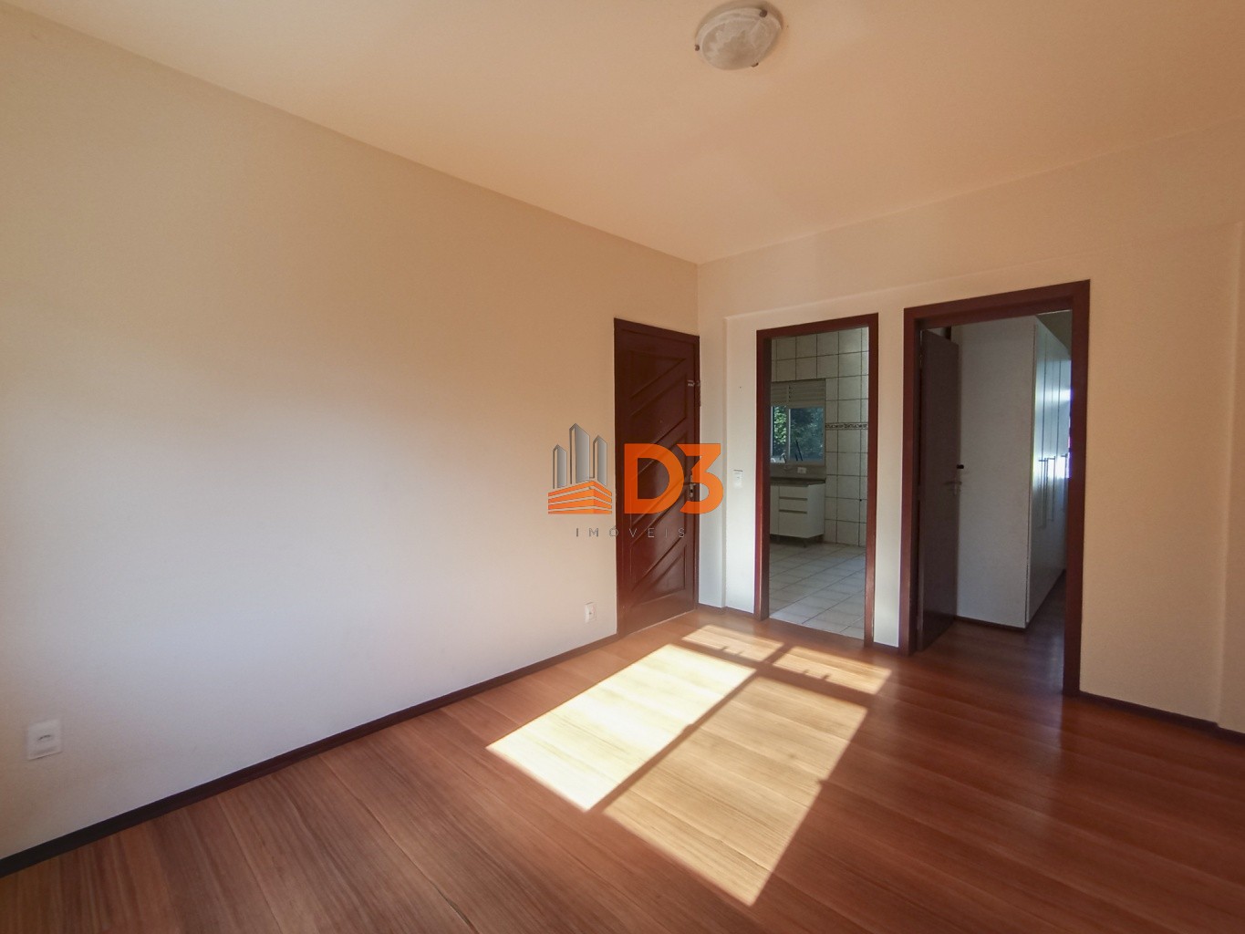 Amplo apartamento com 3 quartos para Alugar no Garcia — foto 2