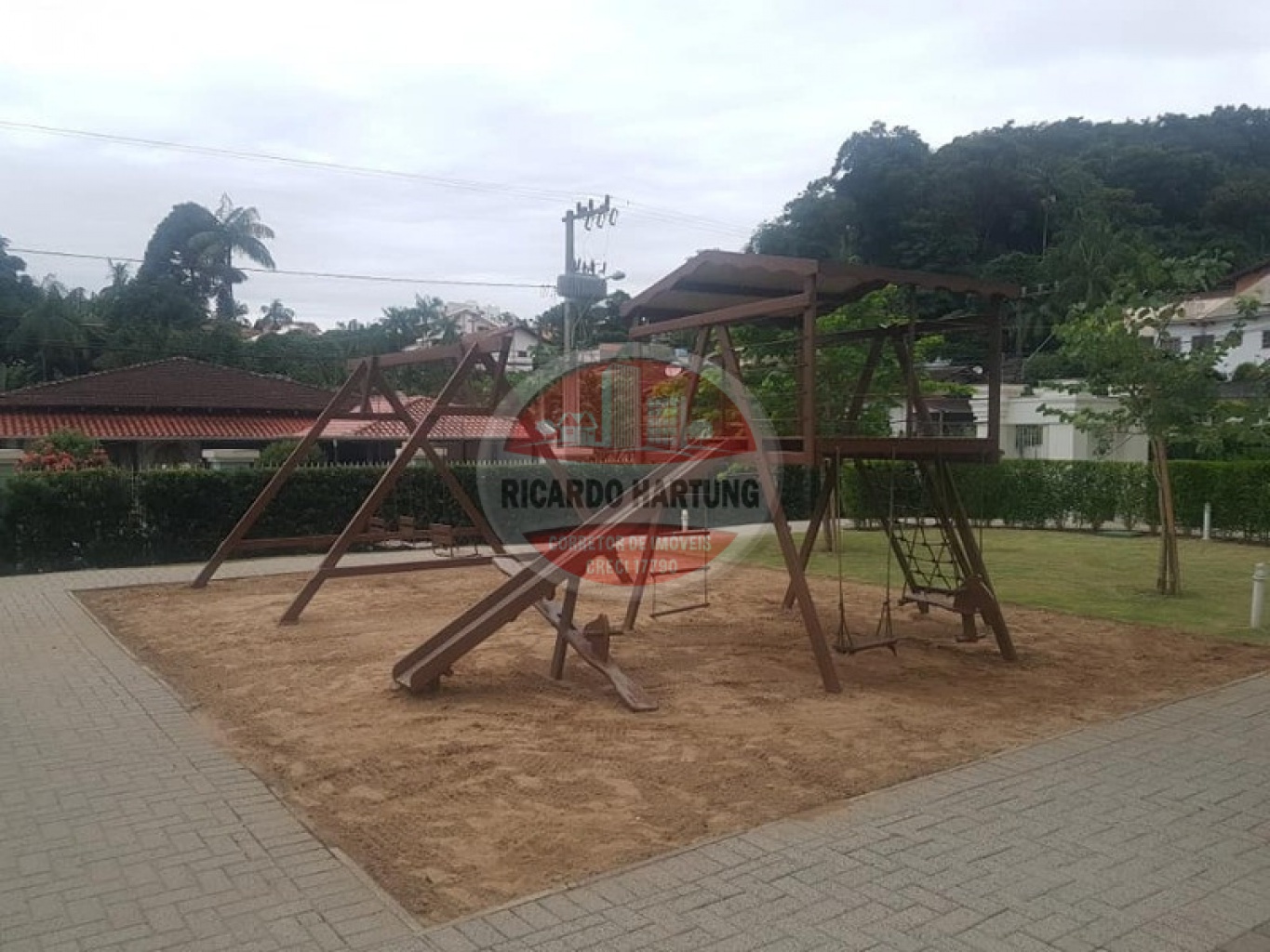 Excelente apartamento mobiliado e escriturado, localizado no bairro Itoupava Seca — foto 7