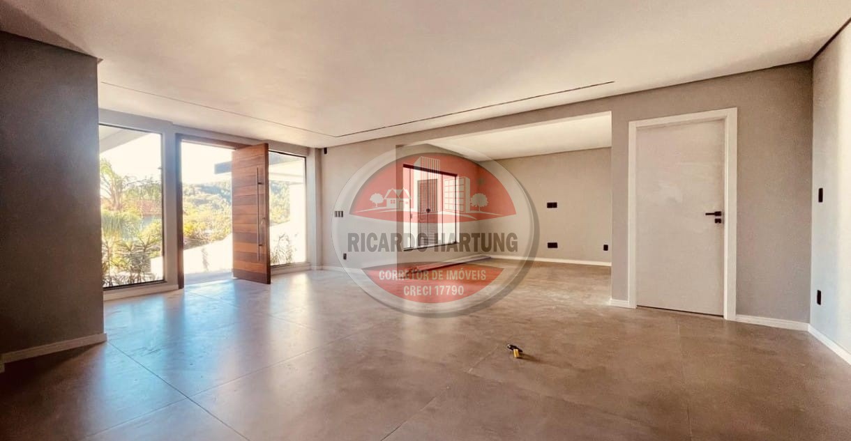 Casa Alto Padrão, próximo ao Terminal do bairro Água Verde, de fácil acesso ao Centro de Blumenau e a BR-470 — foto 7