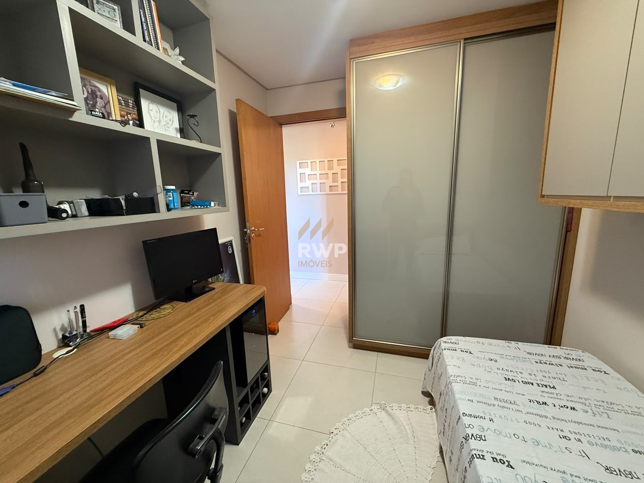 Quarto 01
