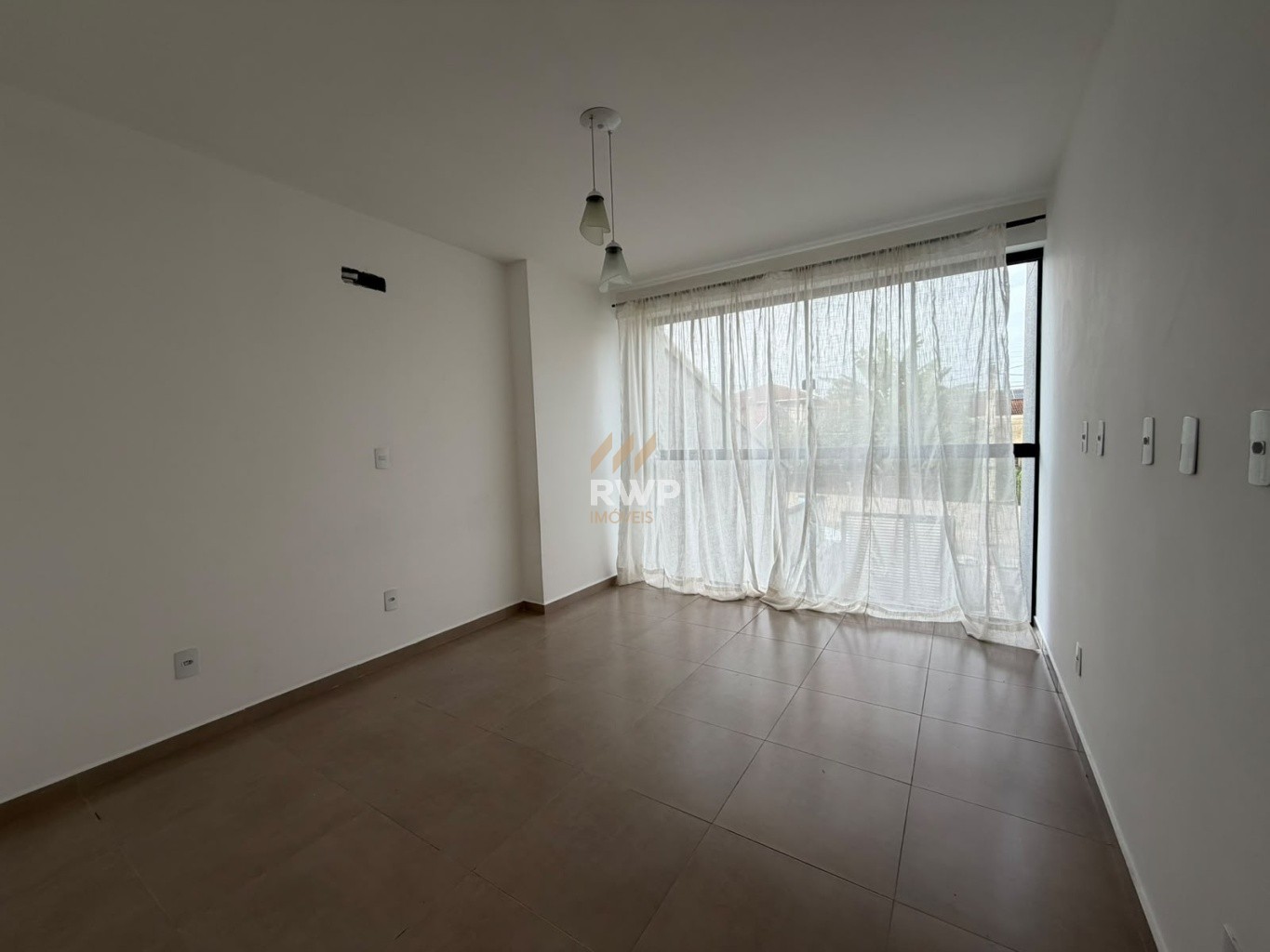 Quarto 01