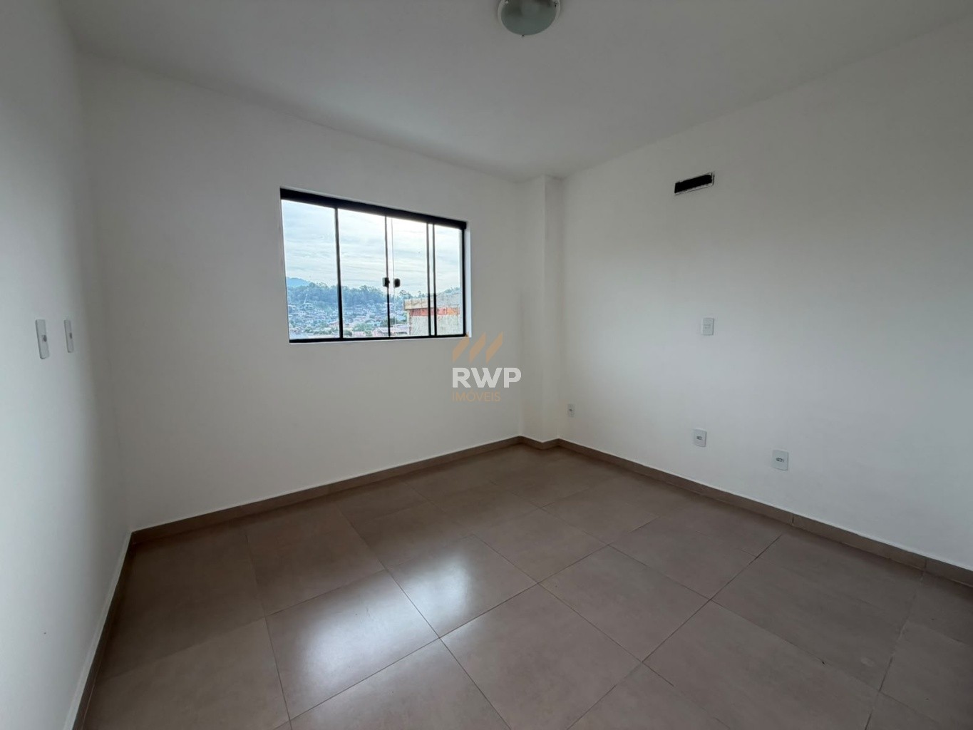 Quarto 02