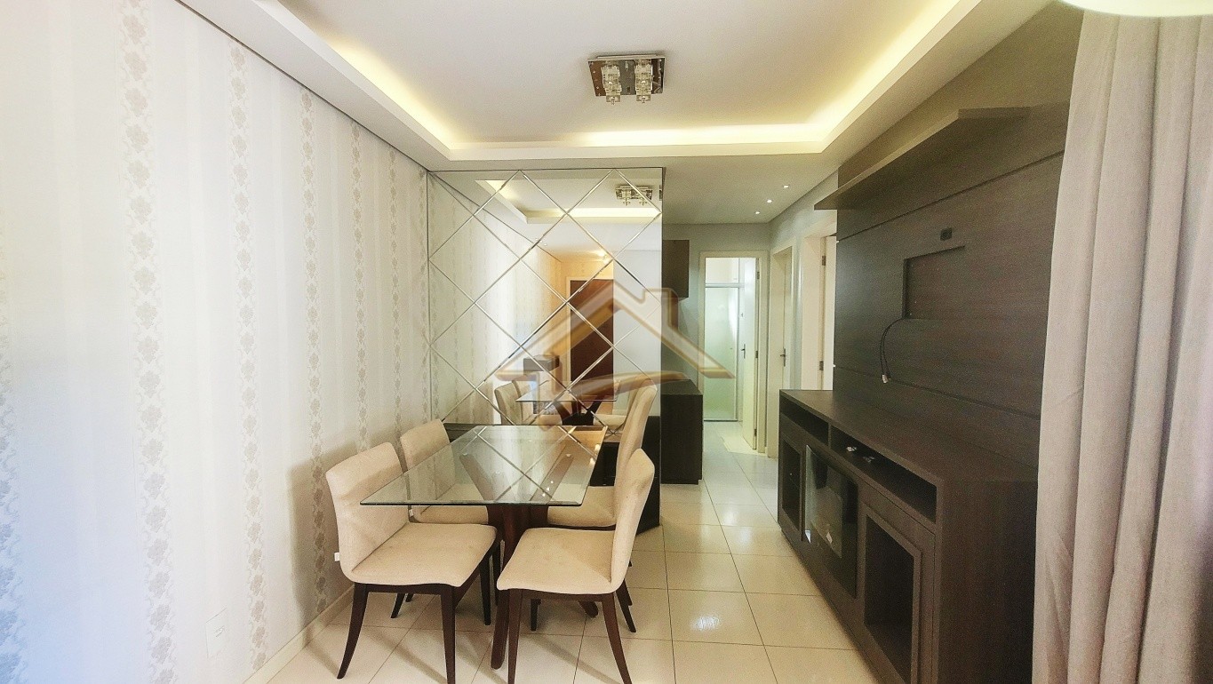 Belíssimo apartamento TOTALMENTE MOBILIADO próximo ao Centro! Confira! — foto 2