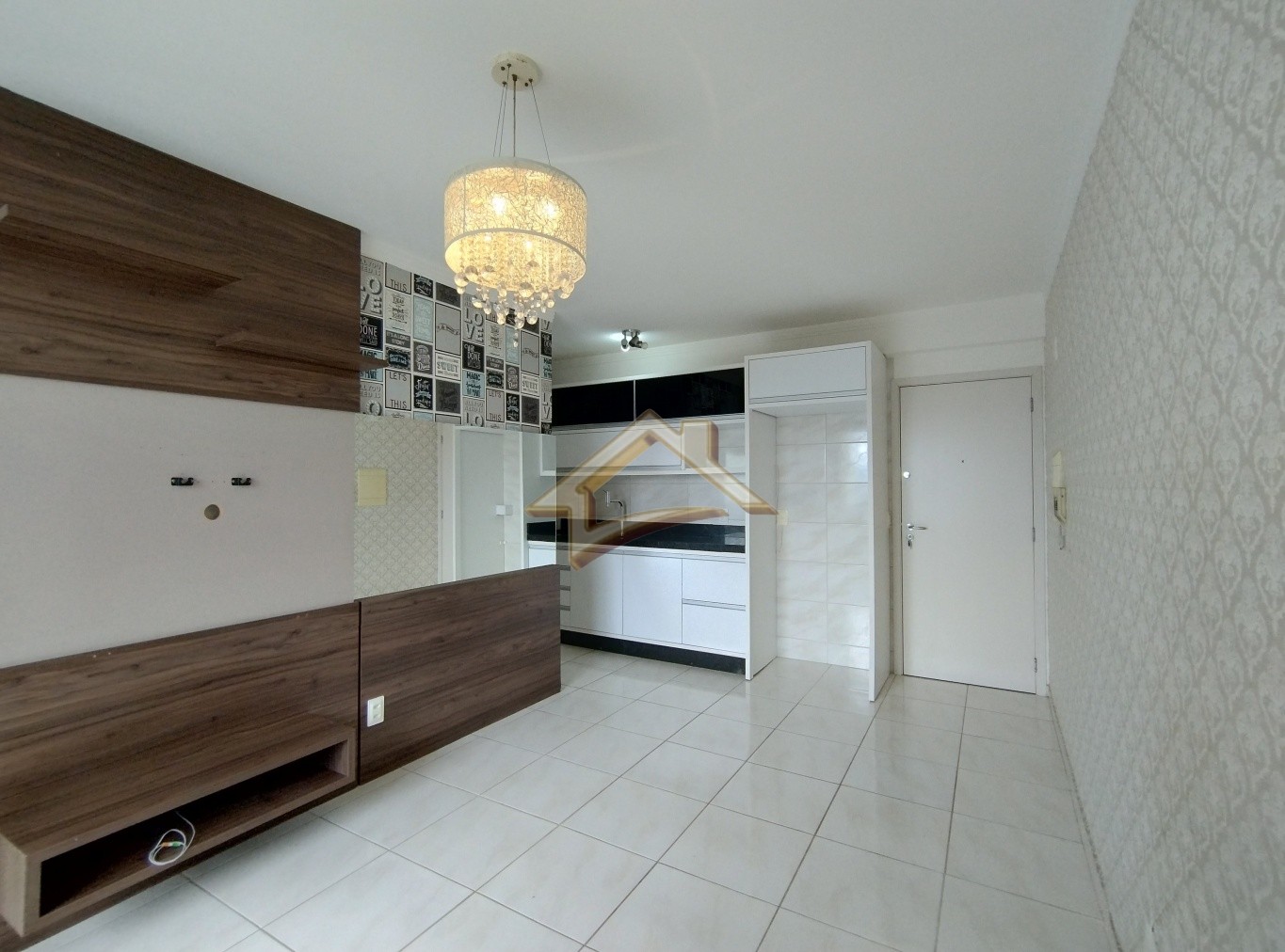 Belíssimo apartamento semi mobiliado no bairro Passo Manso! - foto 1