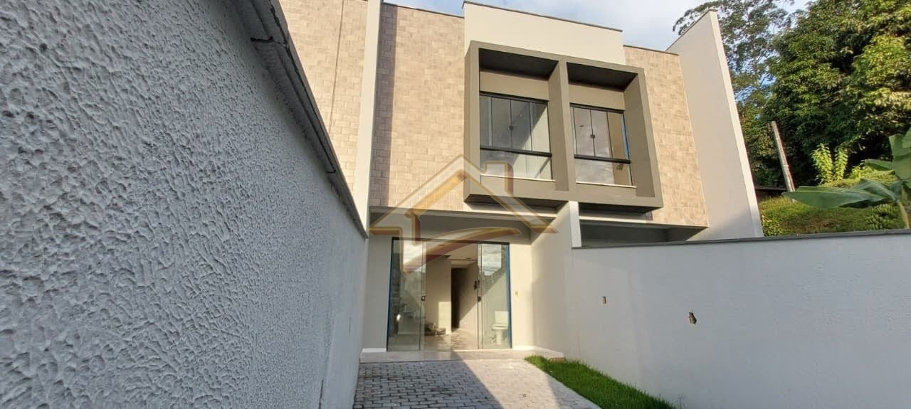 Se encante com este belíssimo imóvel localizado no bairro Itoupavazinha em Blumenau! - foto 1