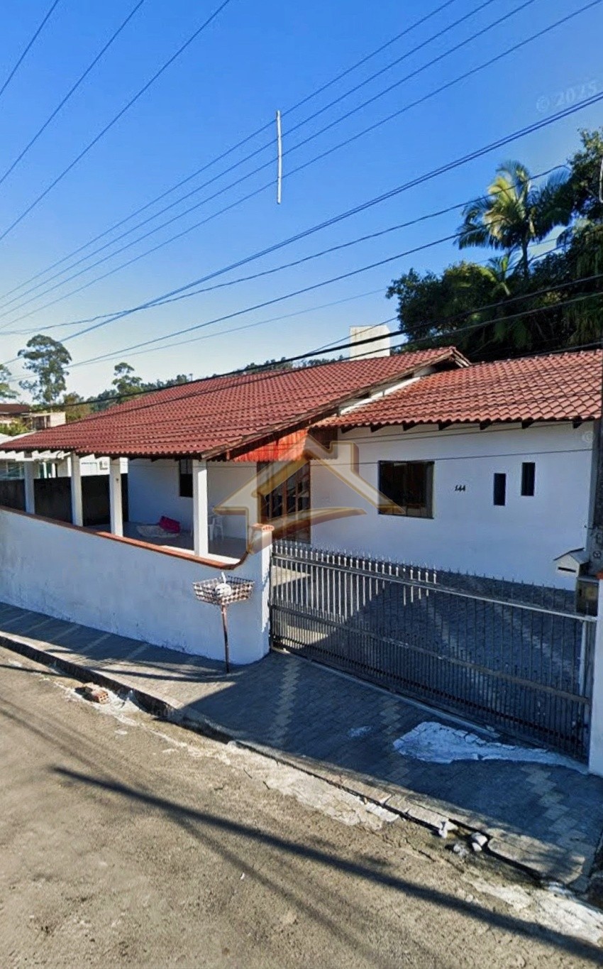 Casa no bairro Salto Weissbach — foto 2