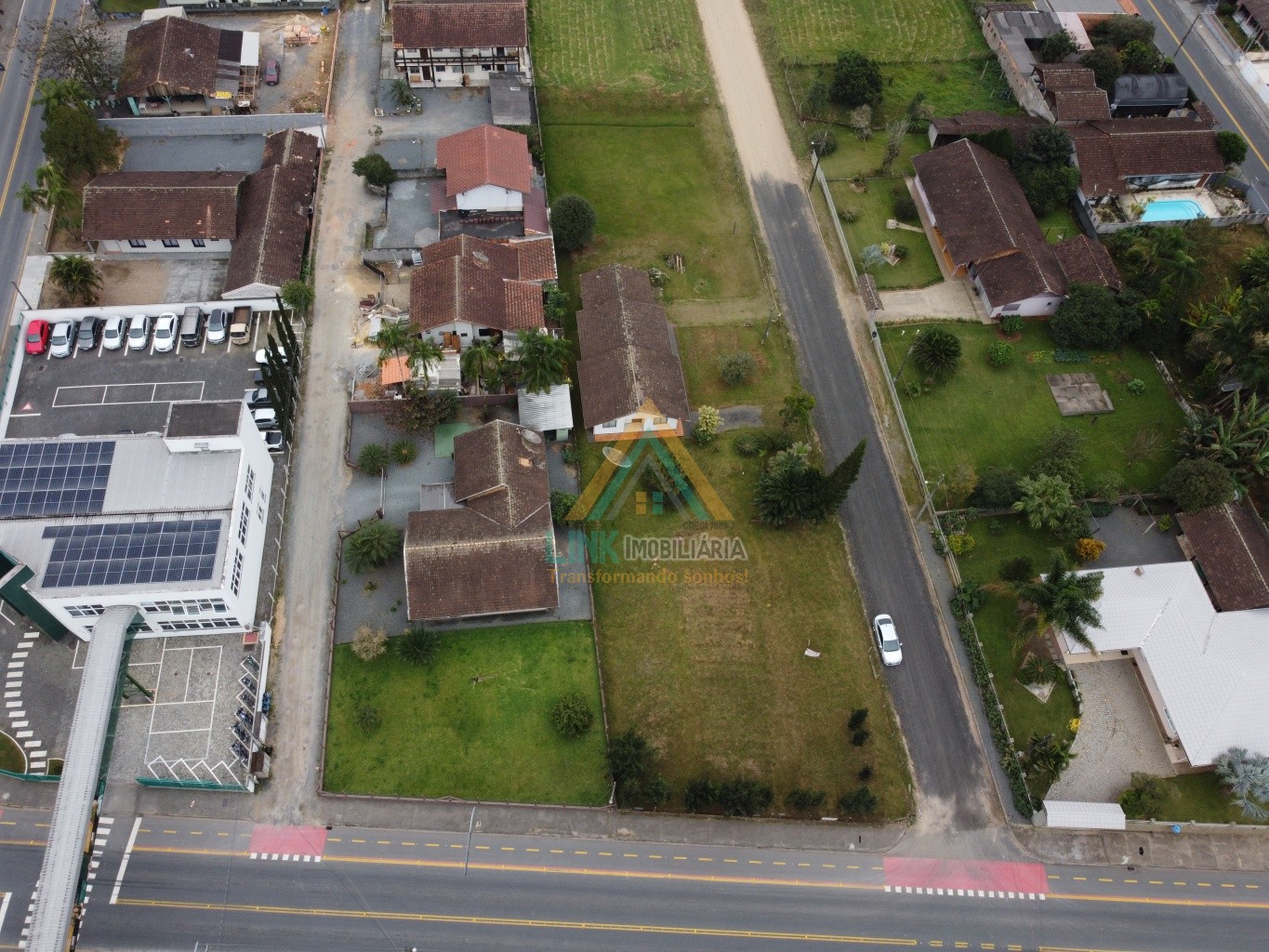 Excelente Terreno com 2.130,83m no Centro da cidade de Pomerode. — foto 3