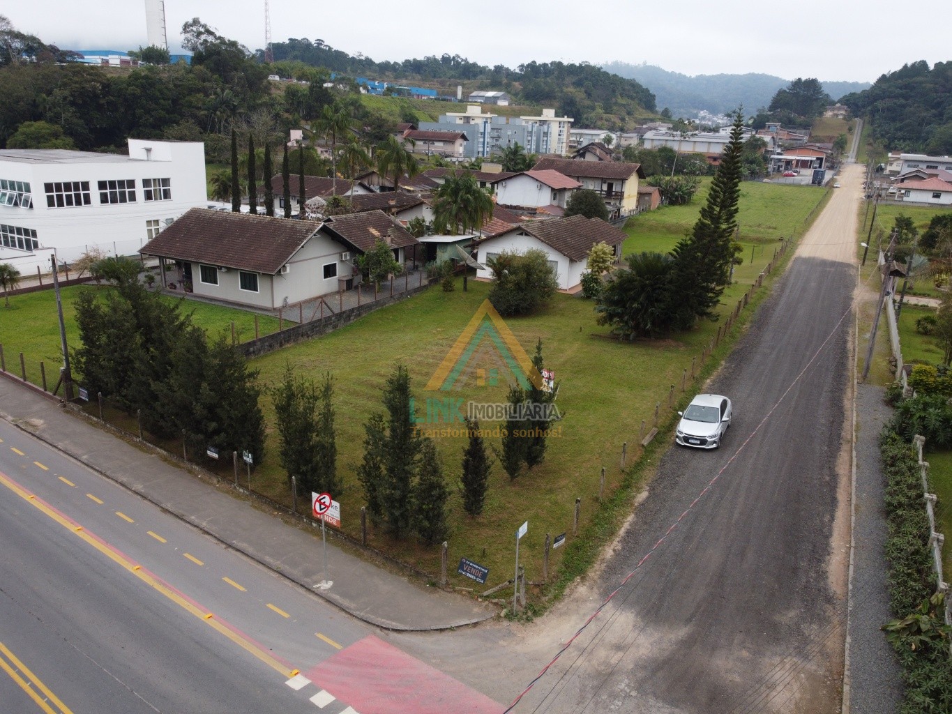 Excelente Terreno com 2.130,83m no Centro da cidade de Pomerode. - foto 1